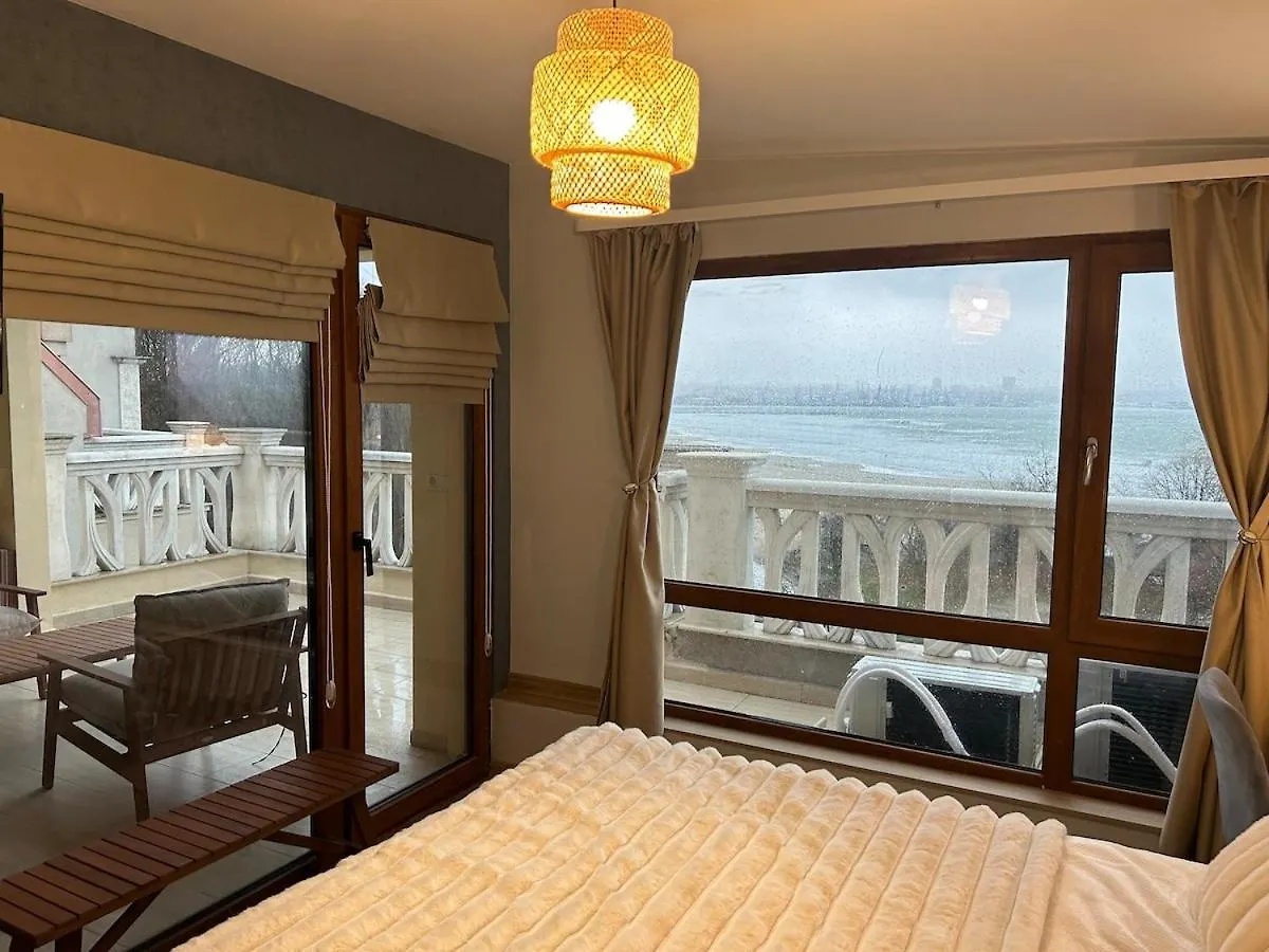 Wavehaven Apartment At South Bay Varna